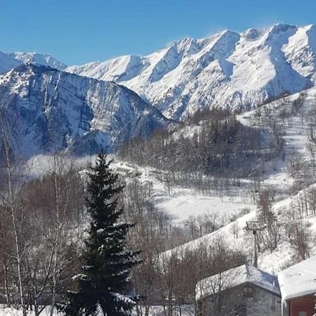 Studio Uissan Pour 5 Personnes A Cote Des Pistes Huez Bagian luar foto