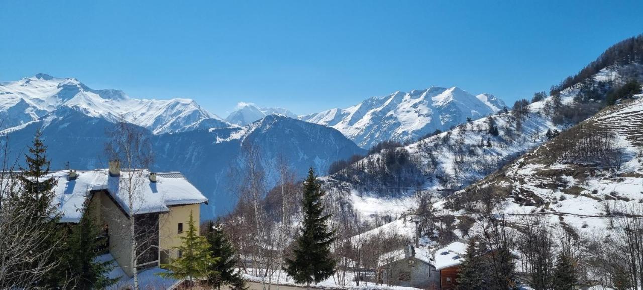 Studio Uissan Pour 5 Personnes A Cote Des Pistes Huez Bagian luar foto
